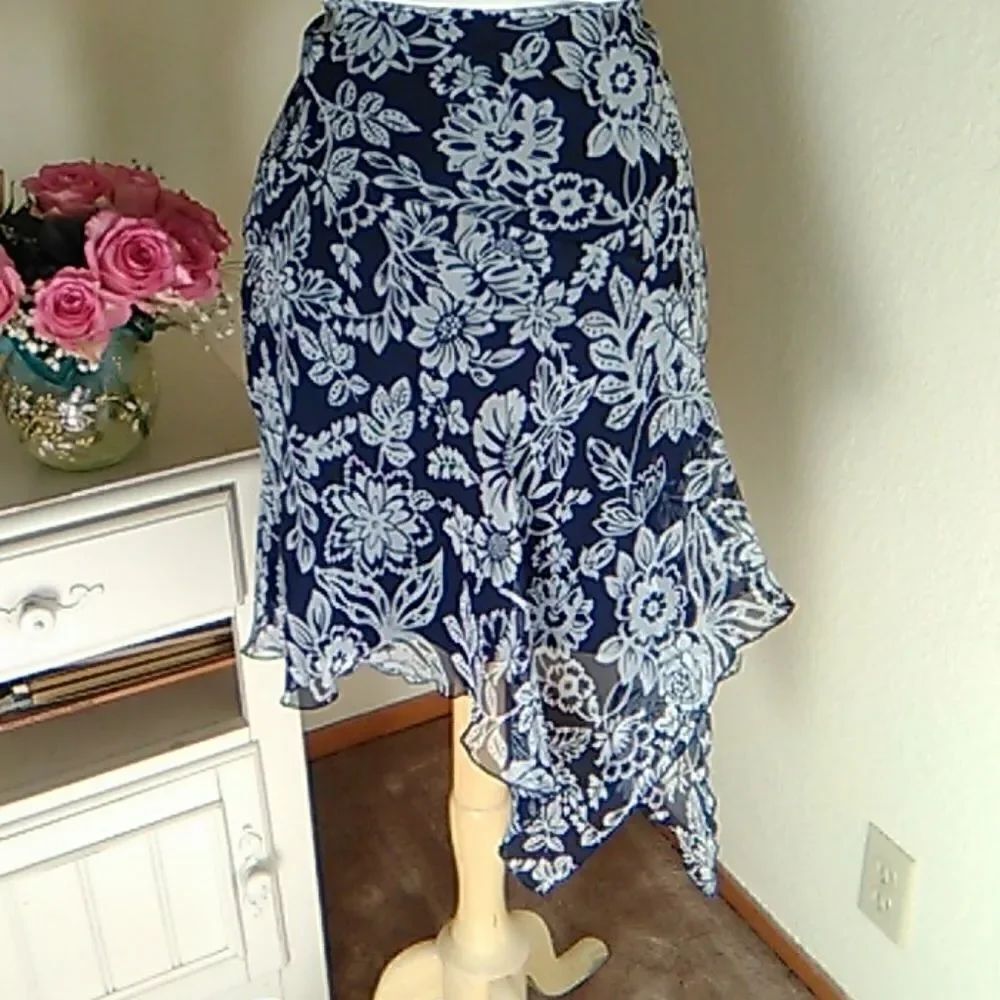 Lucy Pereda Handkerchief Hem Skirt